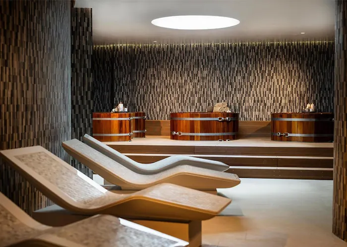 Hyatt Regency Szálloda 5*