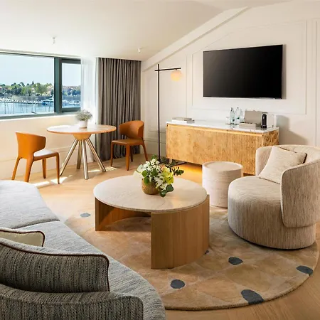 Hyatt Regency Отель 5*
