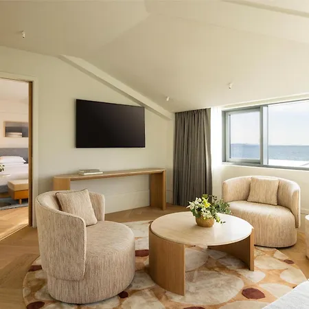 Hyatt Regency Hotel 5*