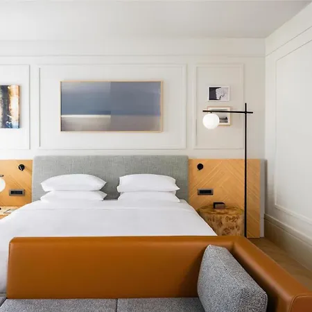 Отель Hyatt Regency