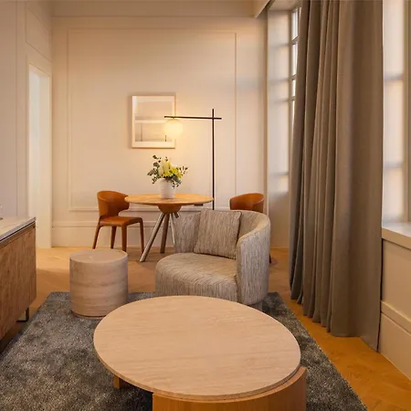 Hyatt Regency ホテル