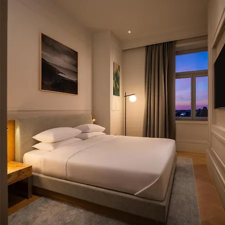 Hyatt Regency מלון