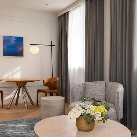 Hyatt Regency 호텔 5*
