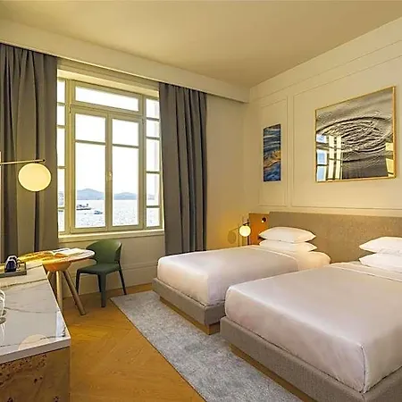 Hyatt Regency 酒店 5*