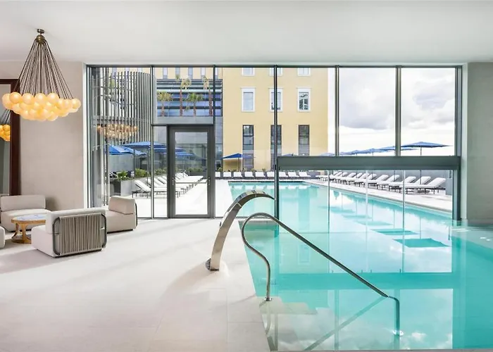 Hyatt Regency Hotel 5*