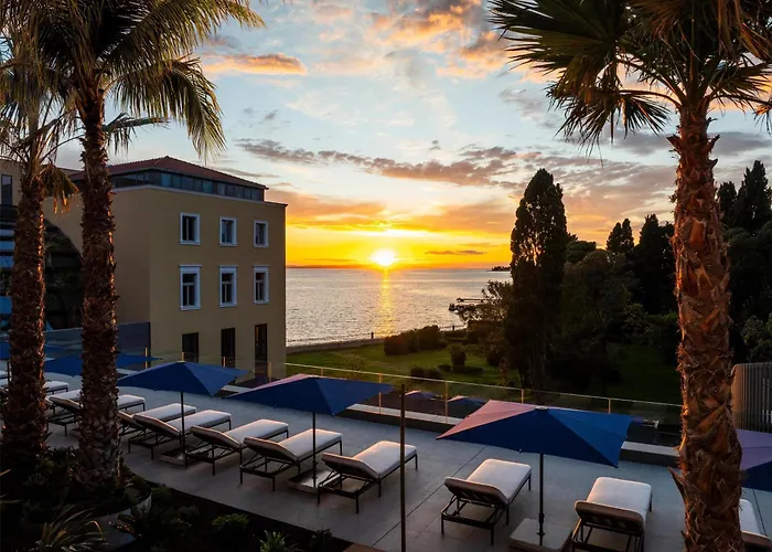 Hyatt Regency מלון 5*